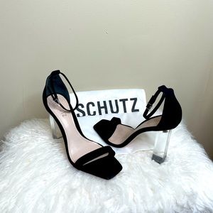 NWT Shutz Sexy Black Sandals w Clear heel Sz 10